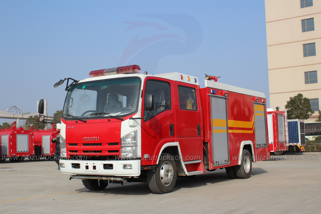 Caminhão de bombeiros aquático NPR ELF para a Mongólia