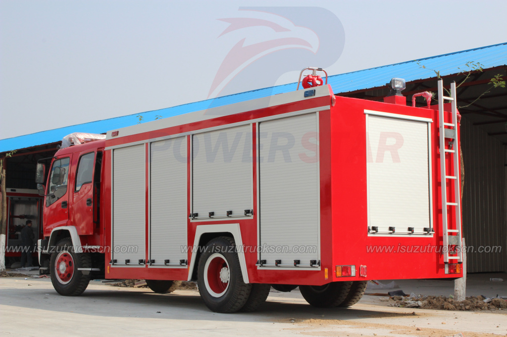 2016 Novo caminhão de bombeiros de espuma FTR ISUZU 190hp para venda