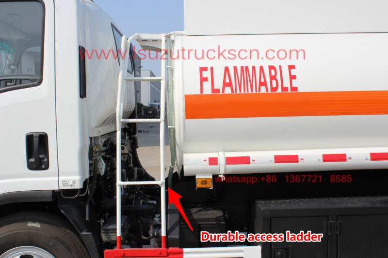 5 cubic meter Fuel tank truck Isuzu