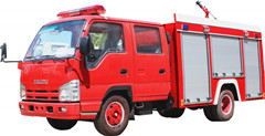 caminhão-pipa de bombeiros ISUZU 2.000L