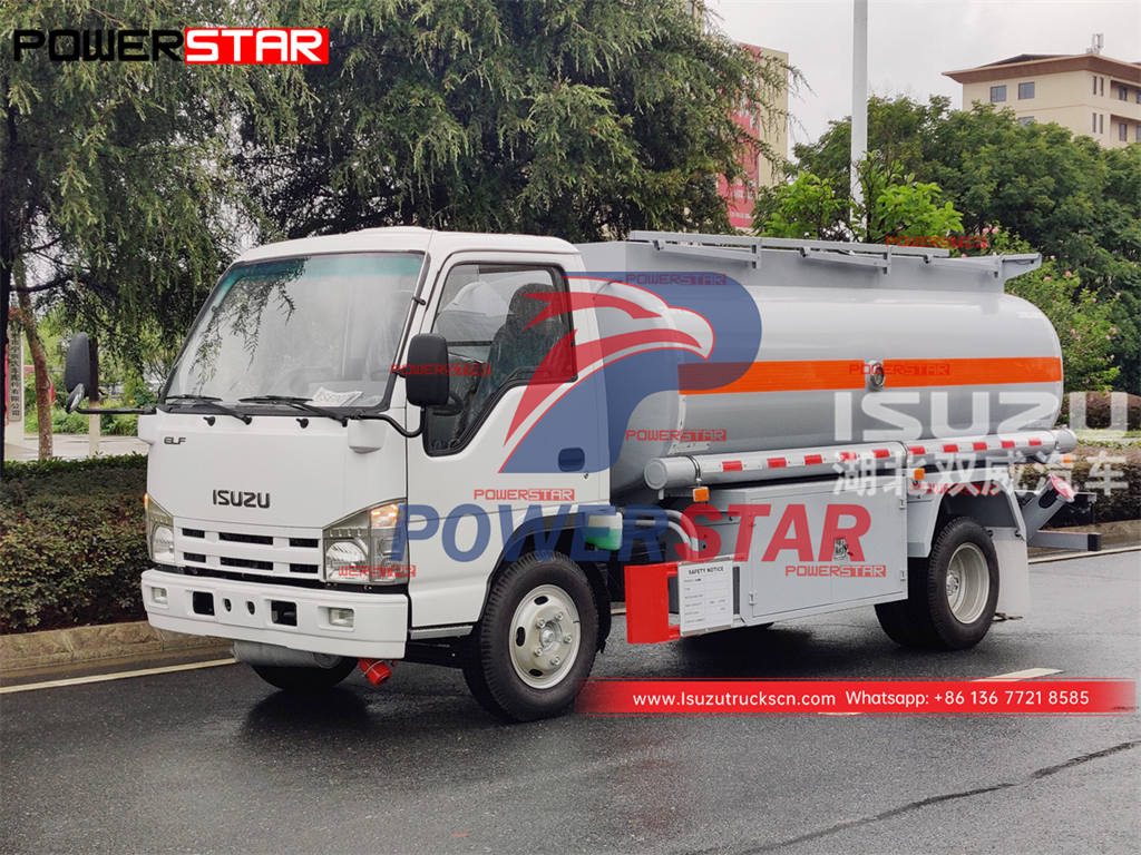 Hot-seller ISUZU NKR 4000 liters diesel refueler truck