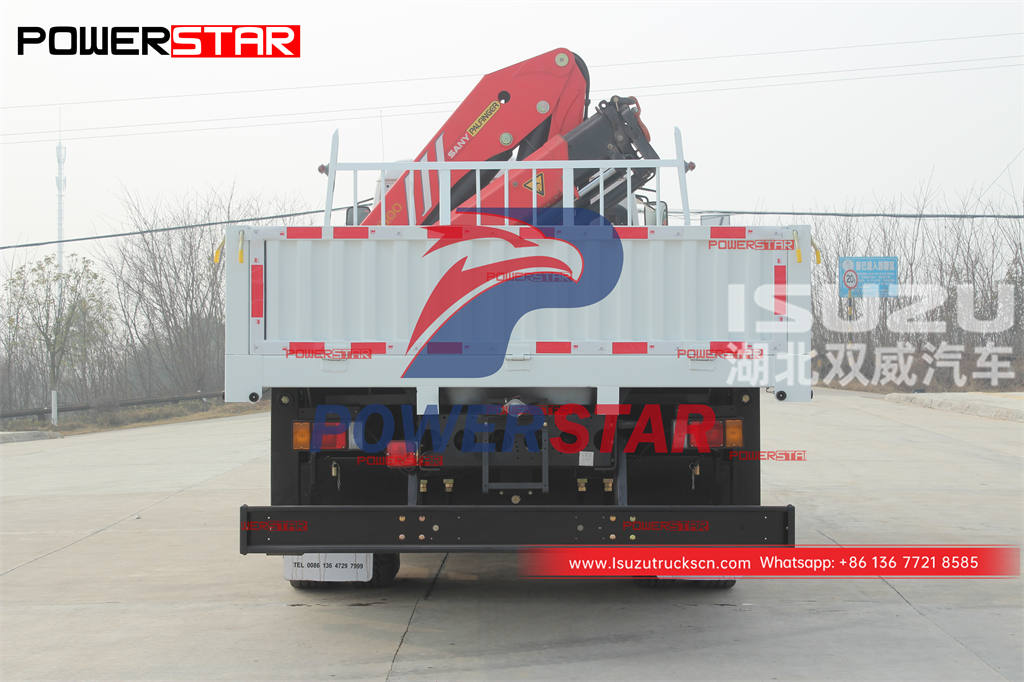 Customized ISUZU FTR 4WD 4Ã—4 knuckle boom cranes Palfinger SPK23500