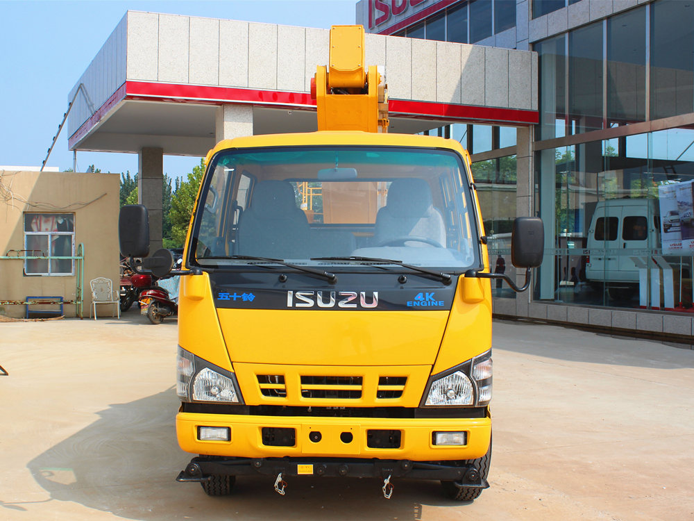 Caminhão elevador de homem Isuzu