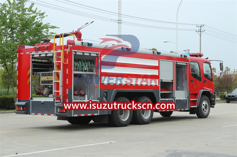 Caminhão de bombeiros Isuzu FVZ