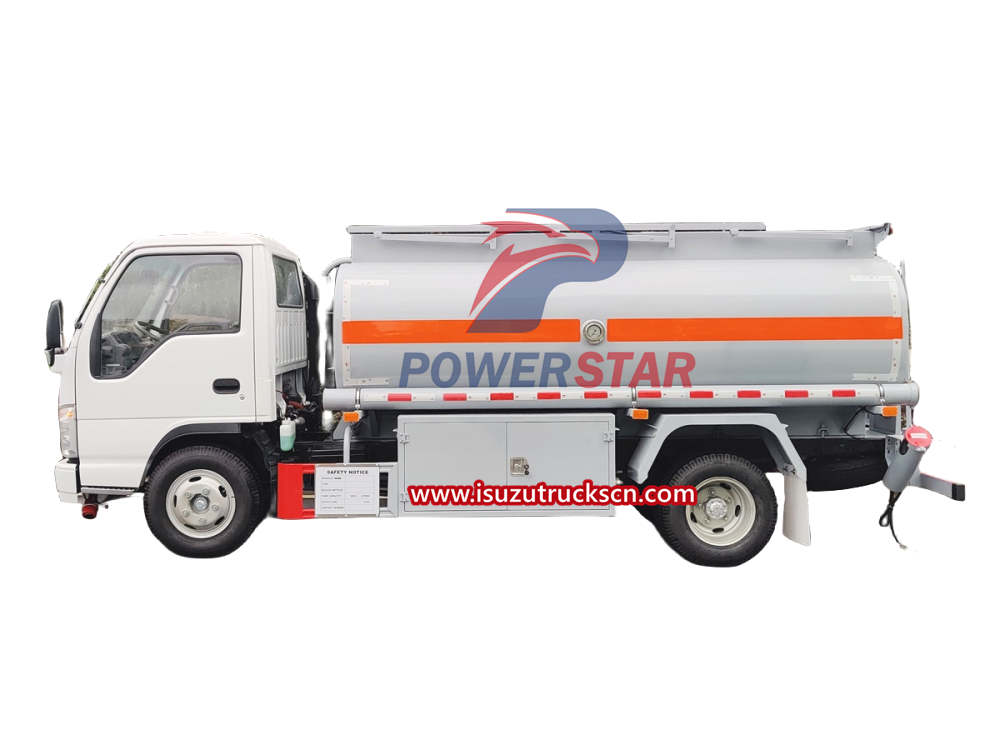 ISUZU NKRELF 100P 4000 liters refueling truck for Philippines