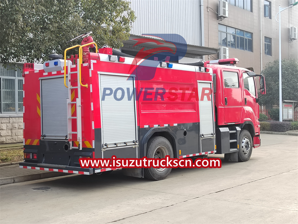 caminhão de bombeiros isuzu