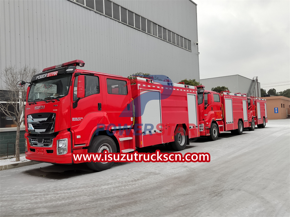 caminhão de bombeiros isuzu