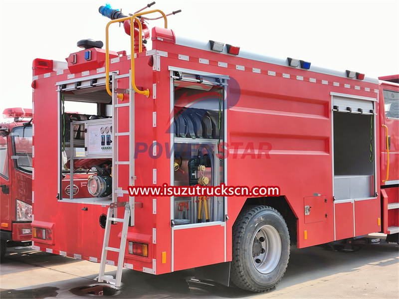 Caminhão de bombeiros Isuzu giga