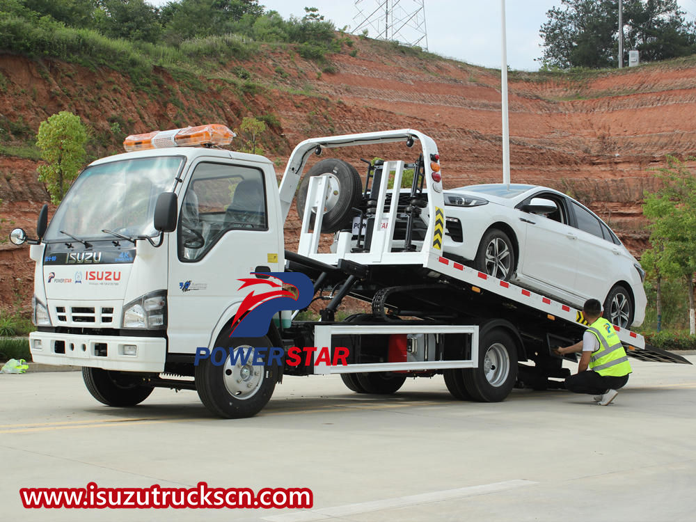 Caminhão destruidor Isuzu