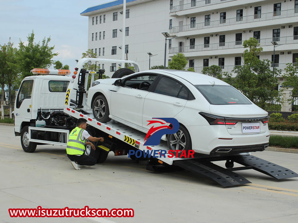 Caminhão destruidor Isuzu