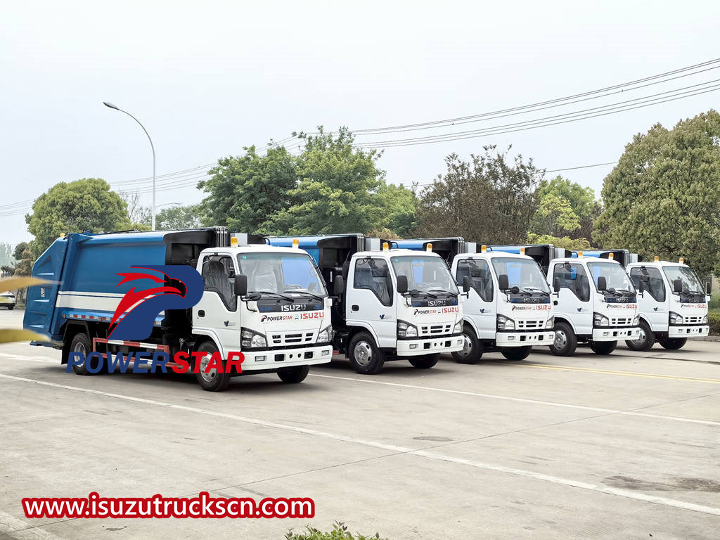 Caminhão compactador de lixo Isuzu