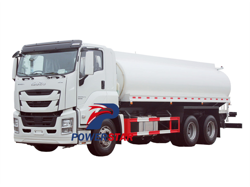 Isuzu GIGA 20000L water tanker truck