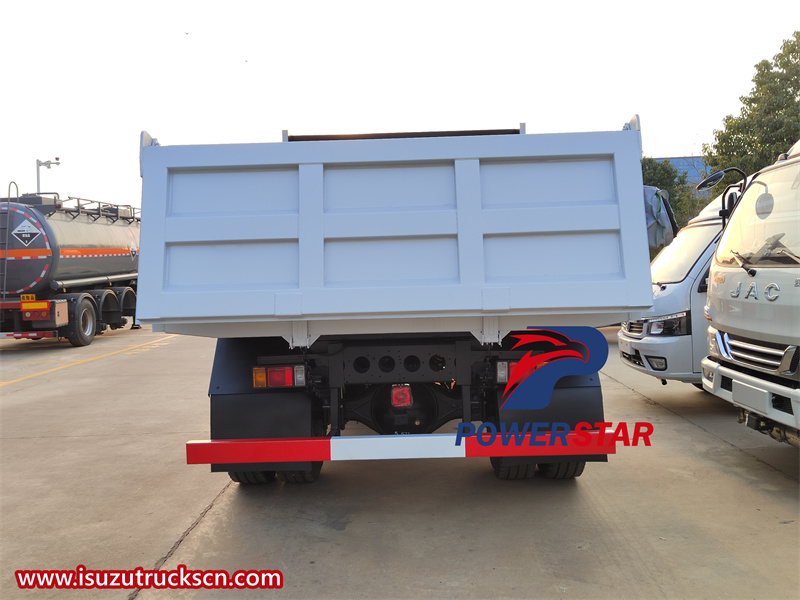 Isuzu GIGA tipper lorry truck