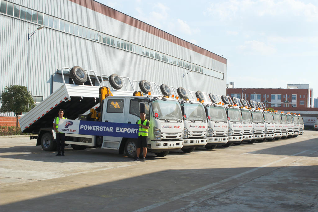 Kazakhstan 15unit Isuzu NPR dump truck with XCMG boom crane