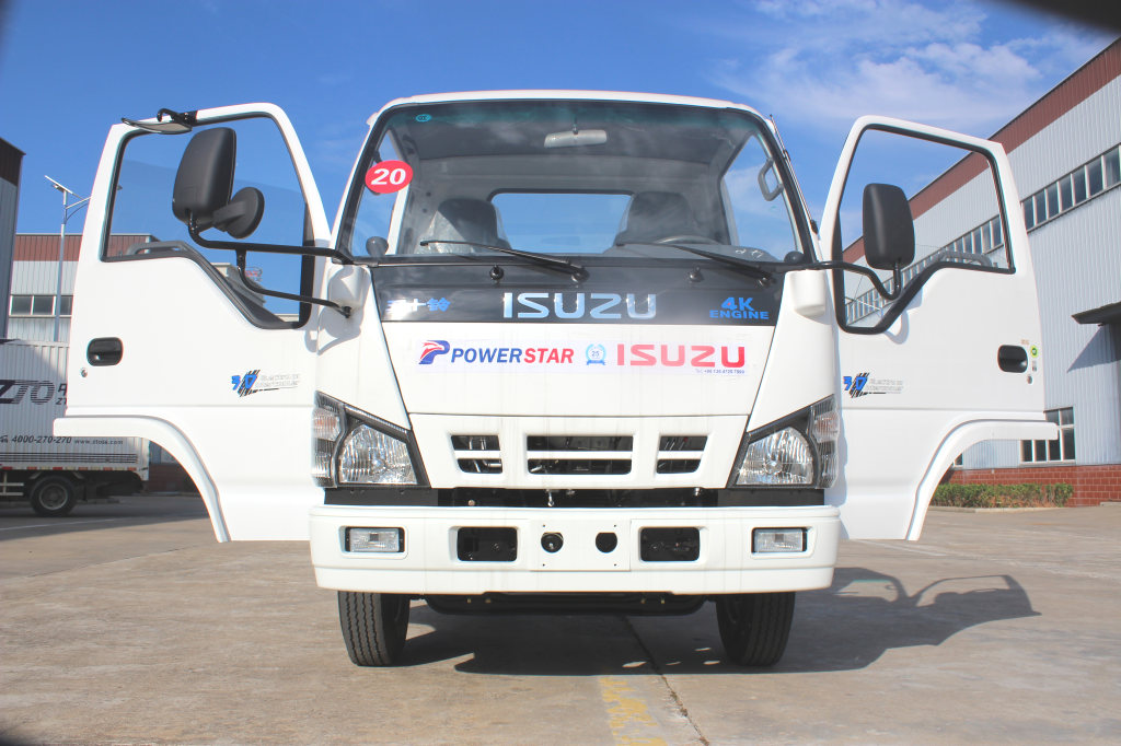 Brand new Japan Isuzu 600P NPR NKR cabin chassis truck for sale 