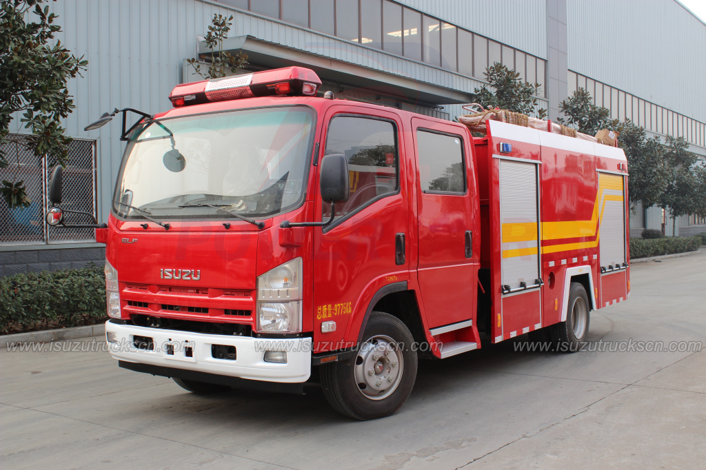 3500L ISUZU novo veículo de resgate de incêndio com água
    