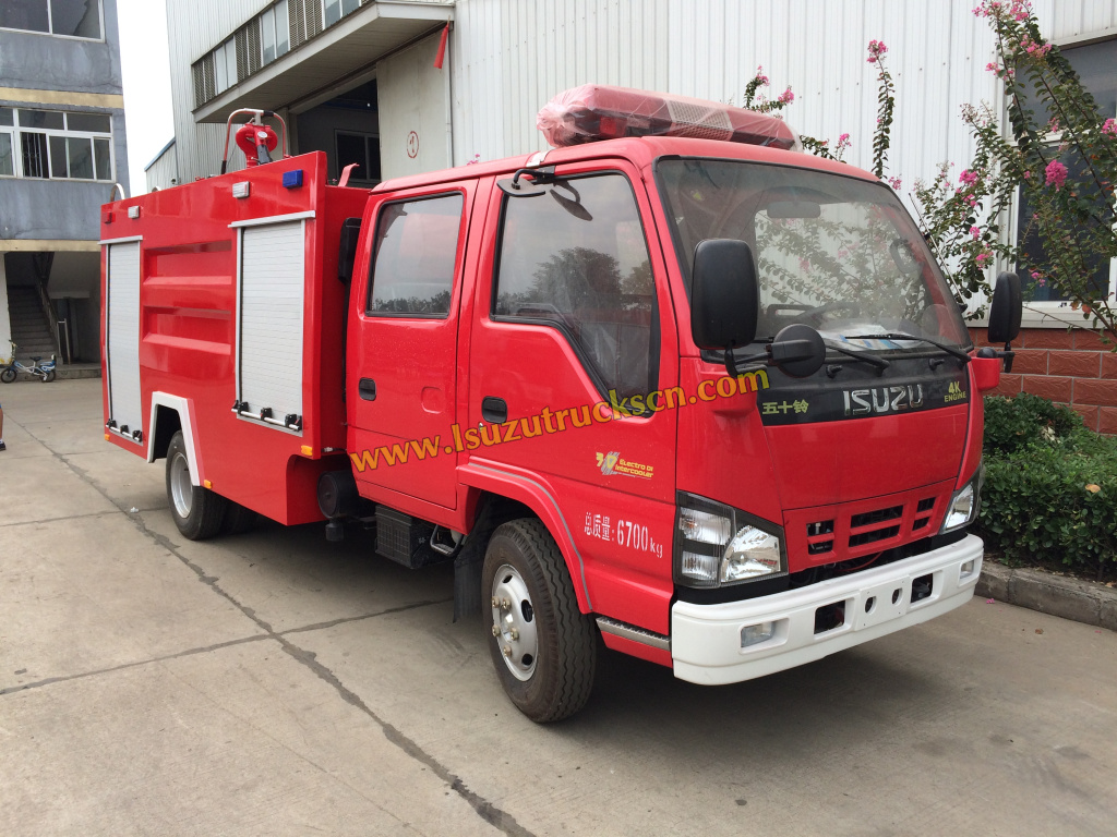 Caminhão de combate a incêndio com tanque de água e espuma Isuzu 3500L personalizado
    