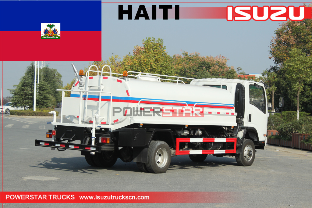 HAITI - 2 unidades ISUZU 4x4 4WD Caminhões de Aspersão de Água Potável
    