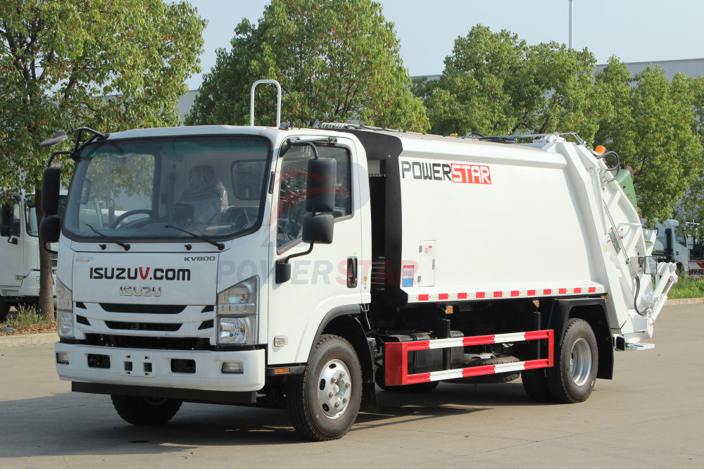 Caminhão compactador de lixo Isuzu KV800 com motor 4JZ1-TCG60 150hp
    