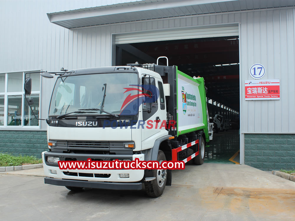 Vantagens do caminhão compactador de lixo Isuzu FTR
    