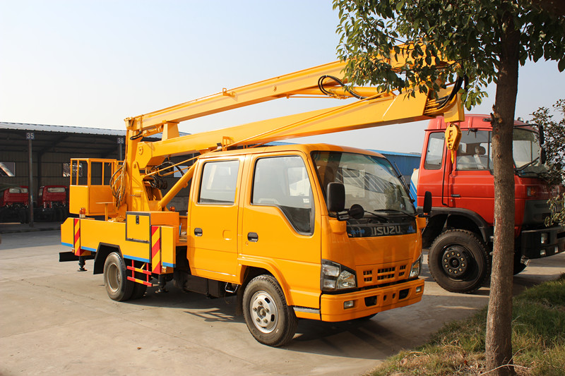 QL1070A5HWY ISUZU 16 metros de caminhão de plataforma aérea de alta operação
    