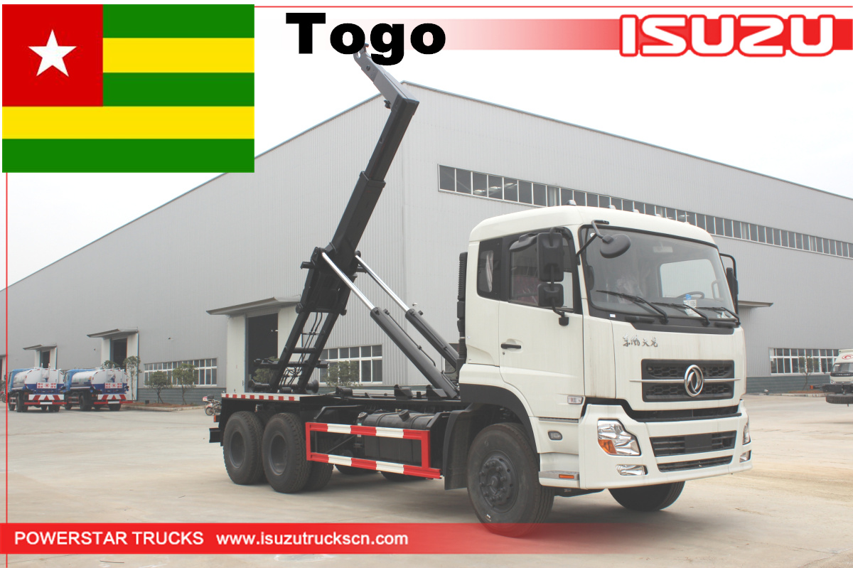 Togo - 1 unidade de caminhão de lixo com elevador de gancho de 20 toneladas Dongfeng
    