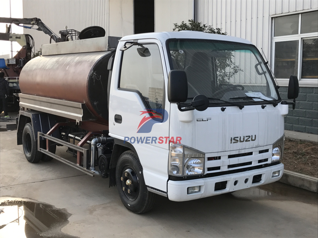 Construção do cliente Caminhões de aspersão de água Isuzu Water Bowser
    