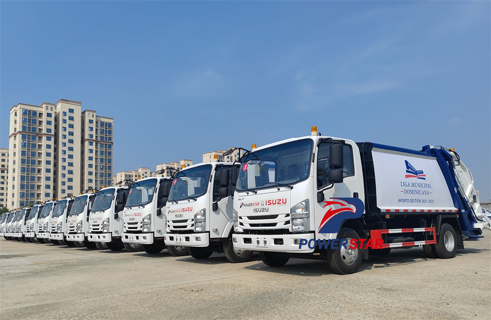 20 unidades da carregadeira traseira de lixo Isuzu NPR são enviadas com sucesso para a América Latina
    