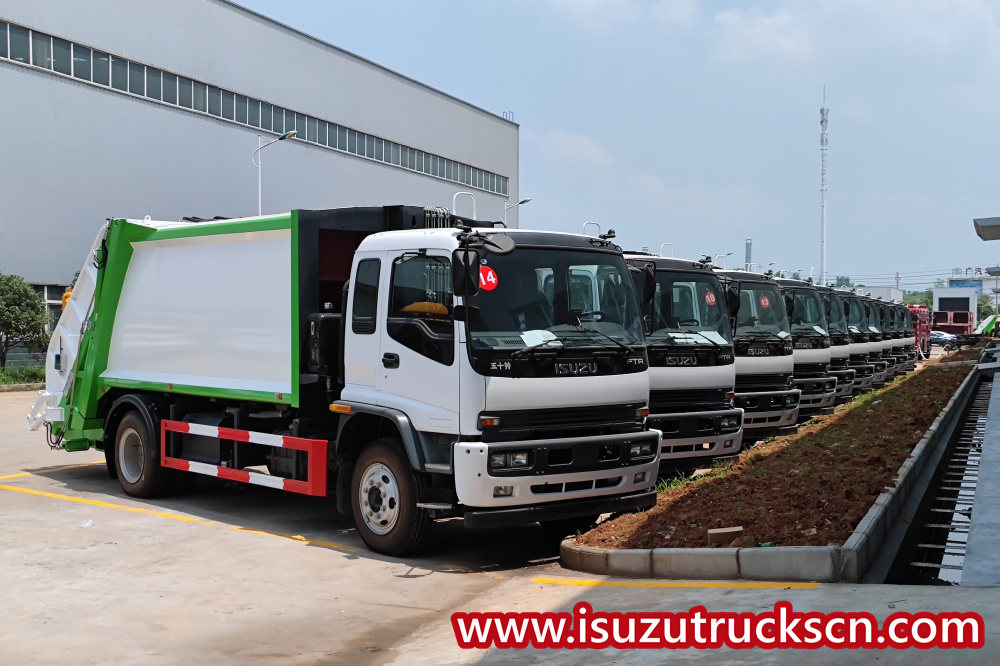 10 unidades de caminhões compactadores de lixo Isuzu são exportados para a América Latina
    